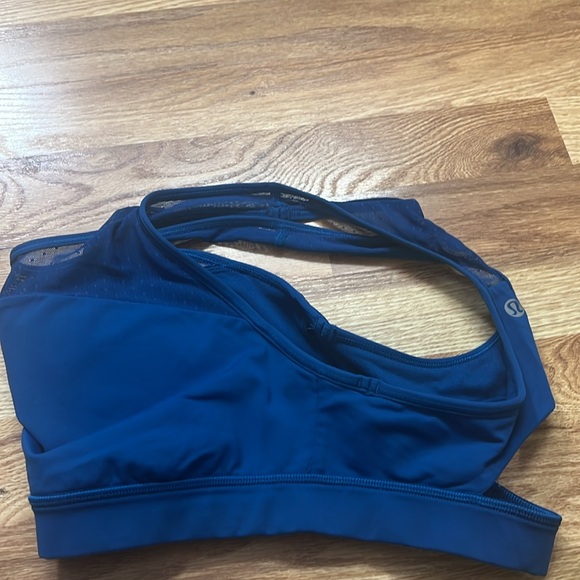 Lululemon Dark Royal Blue Bra size 8 - Picture 6 of 16